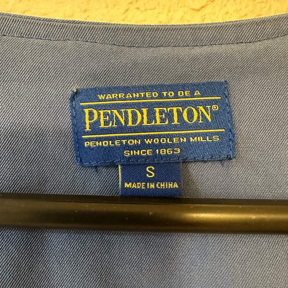 Pendleton Women’s Full Zip Lightweight Jacket 100… - image 3